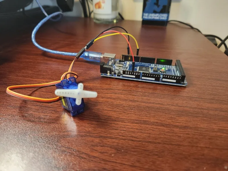Servo Motor